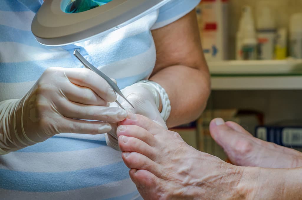 Cuida tus pies a cualquier edad con Cempés